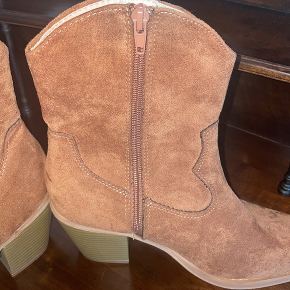 These are brand new sorry I do not have the box but they are really nice ! - Picture 3 of 8